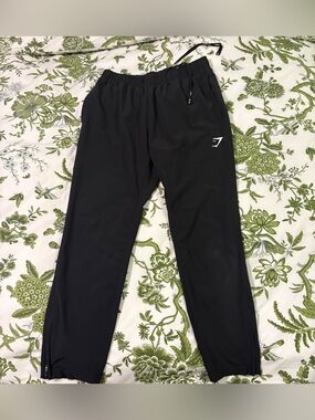 Gymshark Black Men’s Jogger Pants with Subtle Logo